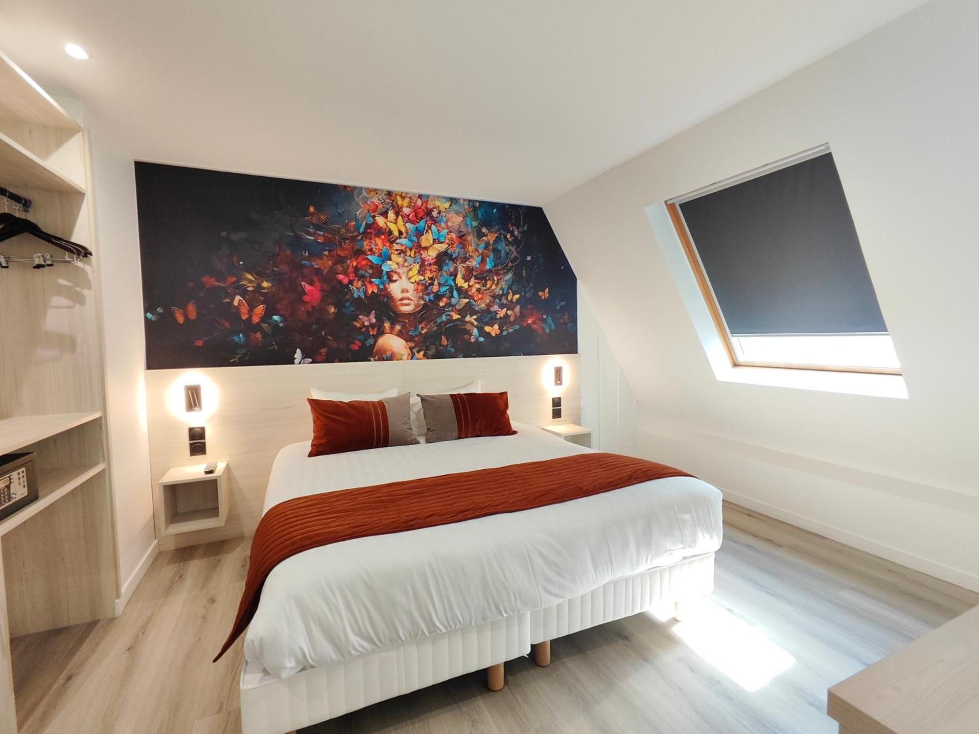 Large Double Room